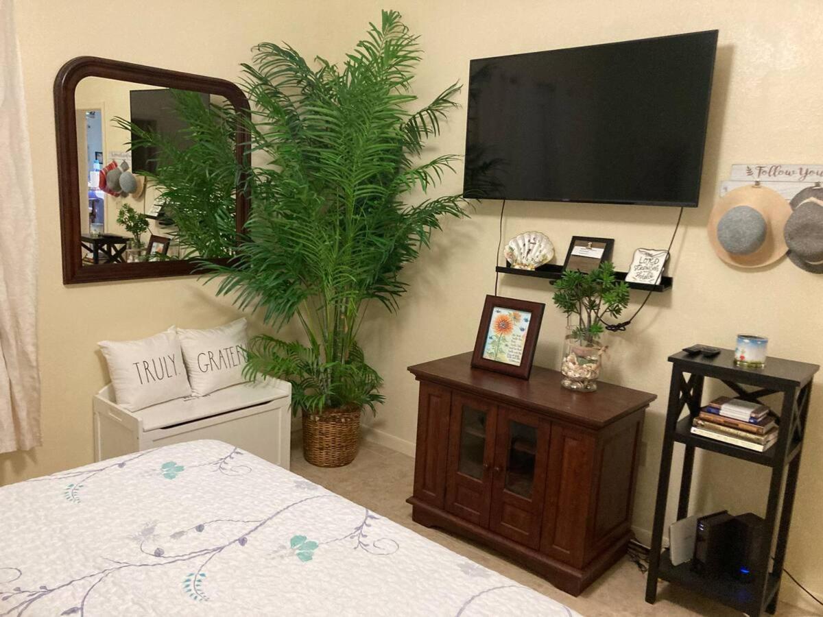 Cozy & Spacious Condo 10Min Walk To Beach Саут Падре Алънд Екстериор снимка